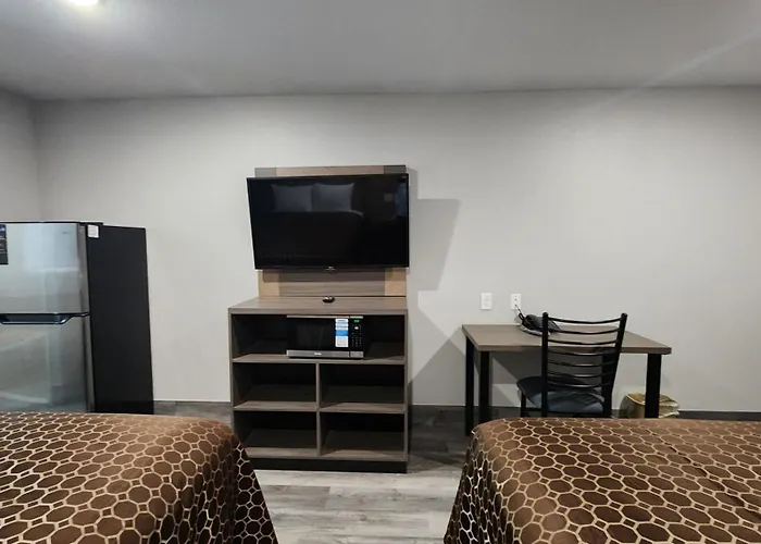 Queen Room